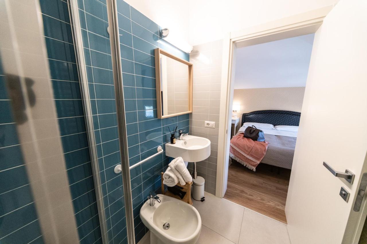 Hotel Kiss Riccione Eksteriør bilde