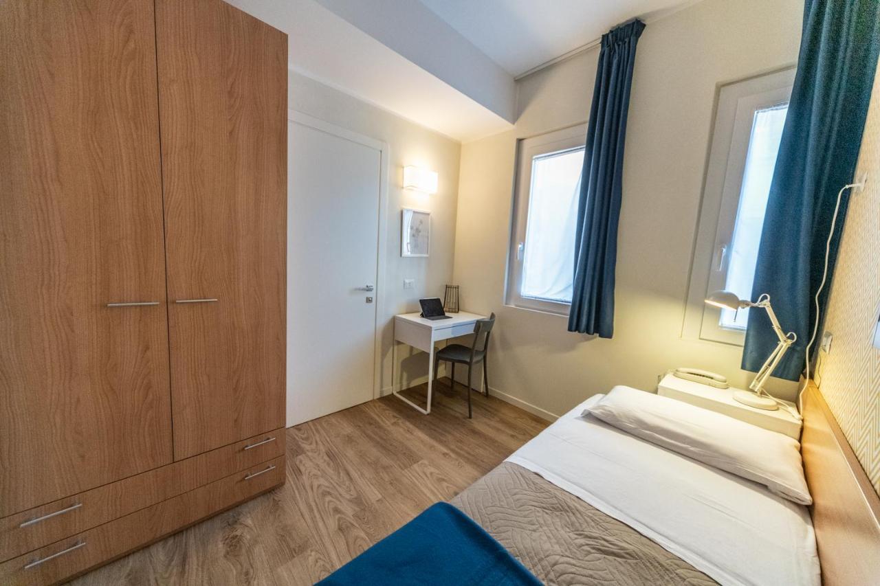 Hotel Kiss Riccione Eksteriør bilde