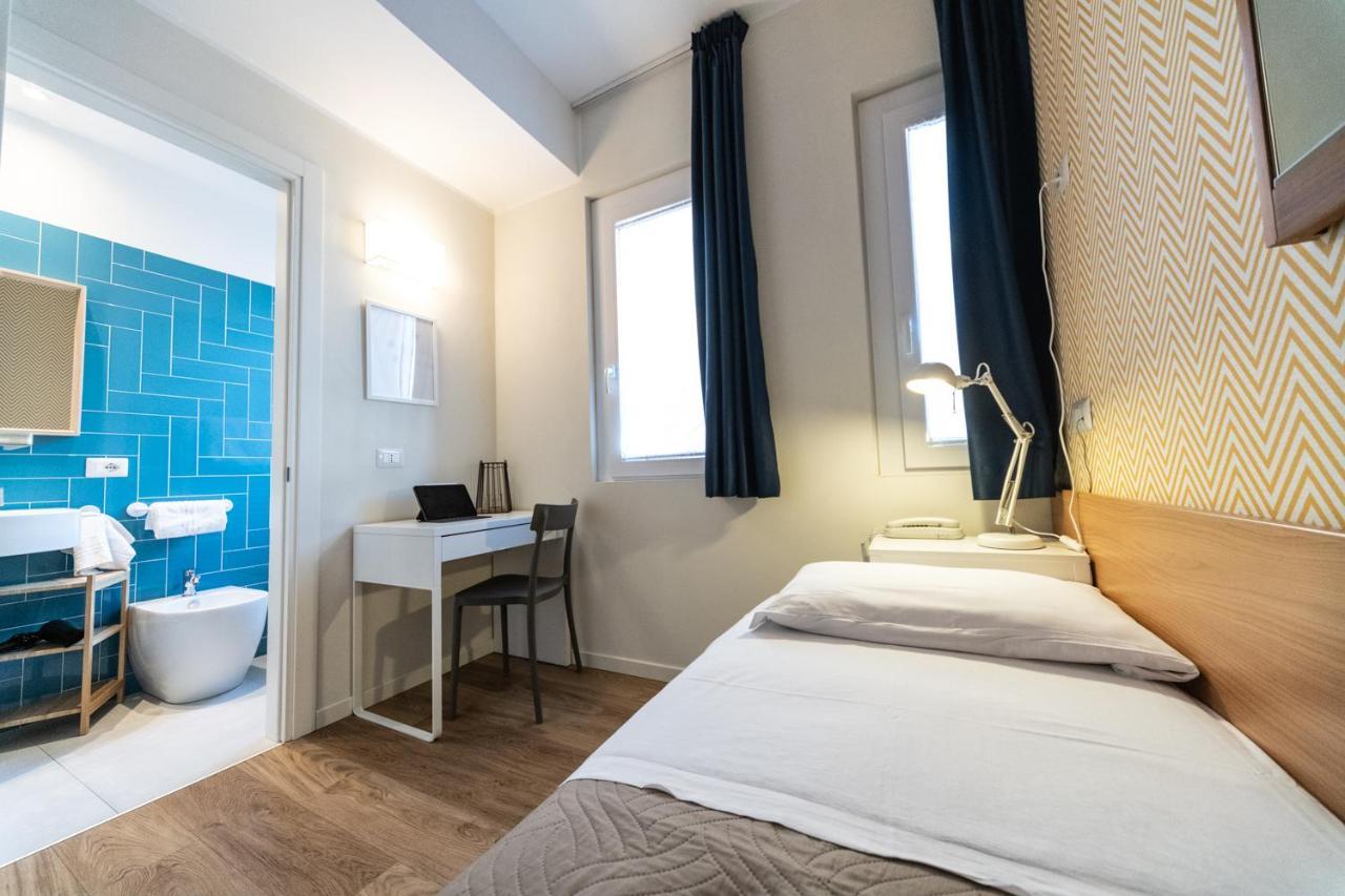 Hotel Kiss Riccione Eksteriør bilde
